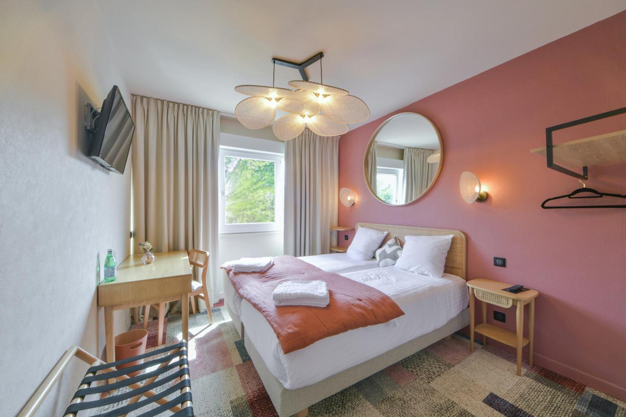Hotel Bhoma - & Restaurant Bourges