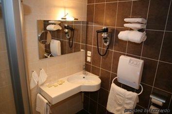 Hotel Bhoma - & Restaurant Bourges