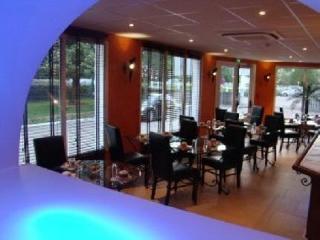 Bhoma - & Restaurant Hotel Bourges