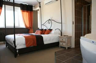 Bhoma - & Restaurant 3*